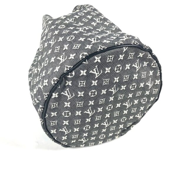 LOUIS VUITTON M92522 Monogram mini Betsy Bag Drawstring Shoulder Bag - Picture 9 of 14